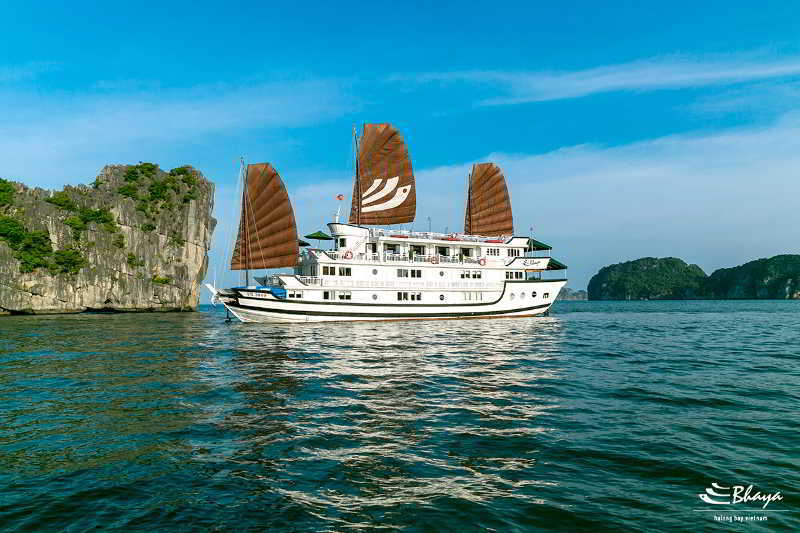 Bhaya Classic Cruises Ha Long Exterior photo