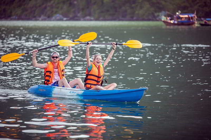 Bhaya Classic Cruises Ha Long Exterior photo