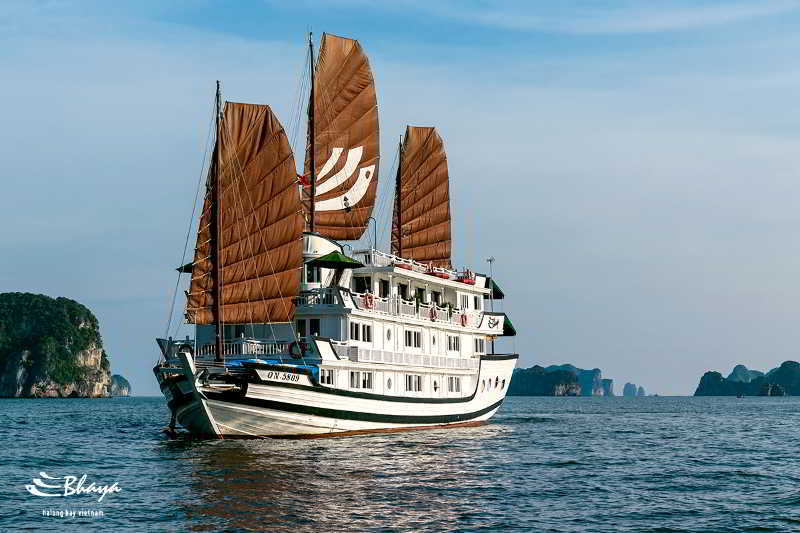 Bhaya Classic Cruises Ha Long Exterior photo