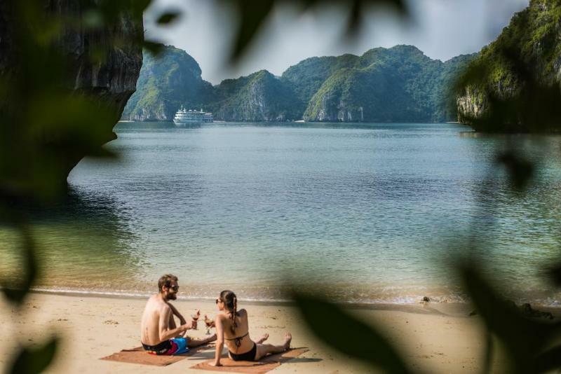 Bhaya Classic Cruises Ha Long Exterior photo